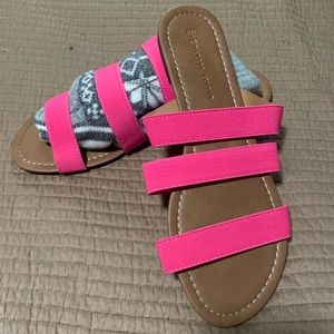 Hot Pink Sandal’s (NWOT)